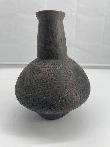 PEDESTAL BASE KENO BOTTLE      INDIAN ARTIFACT (1 of 4)