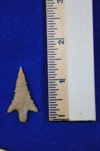 PERDIZ      INDIAN ARTIFACT ARROWHEAD (1 of 5)
