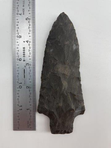 GARY         INDIAN ARTIFACT ARROWHEAD (1 of 3)
