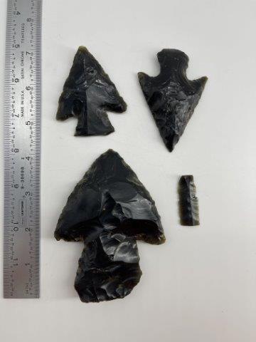 3 OBSIDIAN POINTS     INDIAN ARTIFACT ARROWHEAD (1 of 3)