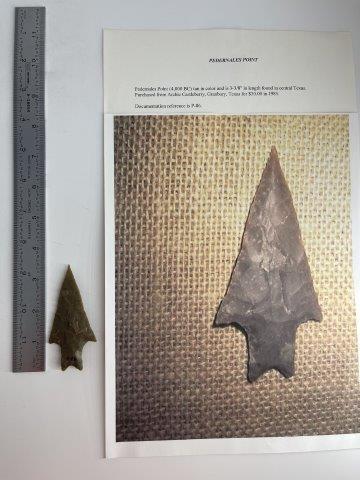 PEDERNALES      INDIAN ARTIFACT ARROWHEAD (1 of 5)