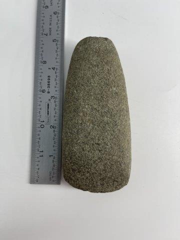 CELT      INDIAN ARTIFACT ARROWHEAD (1 of 4)