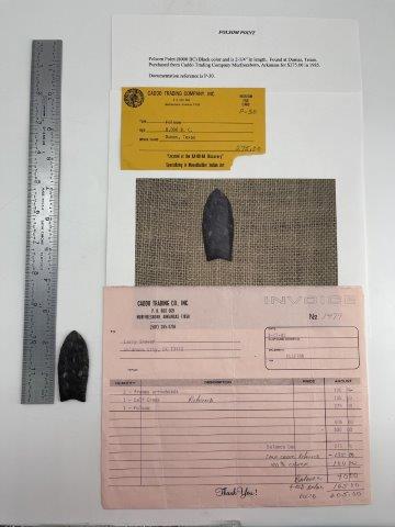 FOLSOM  INDIAN ARTIFACT ARROWHEAD (1 of 5)