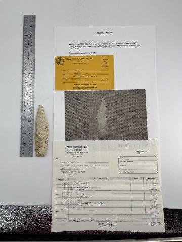 SEDALIA  INDIAN ARTIFACT ARROWHEAD (1 of 5)