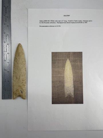 DALTON  INDIAN ARTIFACT ARROWHEAD (1 of 4)