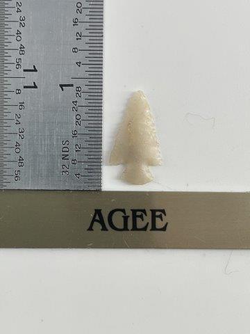 AGEE  INDIAN ARTIFACT ARROWHEAD (1 of 3)