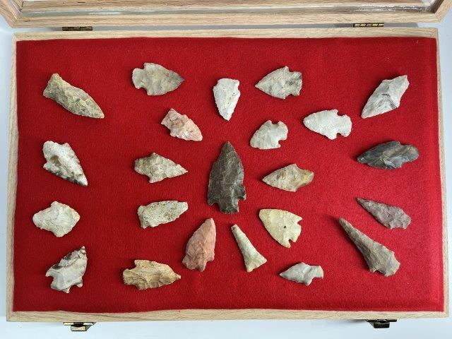 23 ARKANSAS AND OKLAHOMA POINTS  INDIAN ARTIFACT ARROWHEAD (1 of 1)
