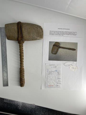 ENGRAVED AXE WITH HANDLE  INDIAN ARTIFACT ARROWHEAD (1 of 10)