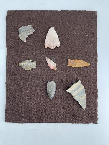 7 ARKANSAS AND OKLAHOMA POINTS  INDIAN ARTIFACT ARROWHEAD (1 of 1)