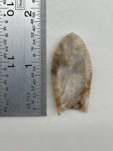 FOLSOLM  INDIAN ARTIFACT ARROWHEAD (1 of 4)