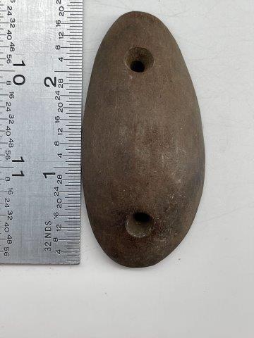 GORGET INDIAN ARTIFACT ARROWHEAD: THIS BEAUTIFUL NATIVE AMERICAN INDIAN ARTIFACT IS 2&3/4 INCHES LONG. IT IS FROM OHIO. IT WILL MAKE A GREAT ADDITION TO YOUR COLLECTION! KEY WORDS: NATIVE AMERICAN INDIAN ARTIFACT ARTIFACTS ARROWHEAD A