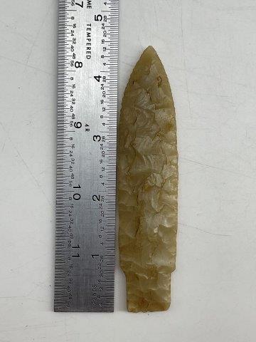 SCOTTSBLUFF  INDIAN ARTIFACT ARROWHEAD (1 of 4)