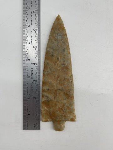 NEWNAN  INDIAN ARTIFACT ARROWHEAD (1 of 4)