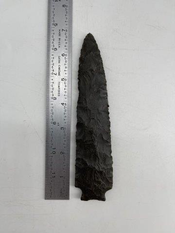 BENTON  INDIAN ARTIFACT ARROWHEAD (1 of 3)