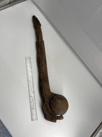 WOODEN WAR CLUB  INDIAN ARTIFACT ARROWHEAD (1 of 4)