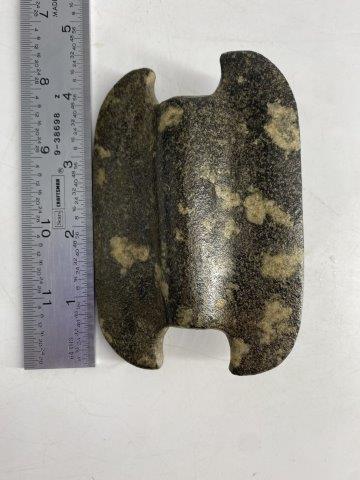 BANNERSTONE  INDIAN ARTIFACT ARROWHEAD (1 of 4)