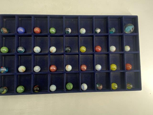 36 MARBLES INDIAN ARTIFACT ARROWHEAD: EVERY BEAUTIFUL NATIVE AMERICAN INDIAN ARTIFACT IS FROM THE LARRY SHAVER COLLECTION. LARRY SHAVER FOUND HIS FIRST ARROWHEAD IN 1951 AT THE AGE OF 12 & COLLECTED UNTIL THE TIME OF HIS DEATH. HE HAD A V