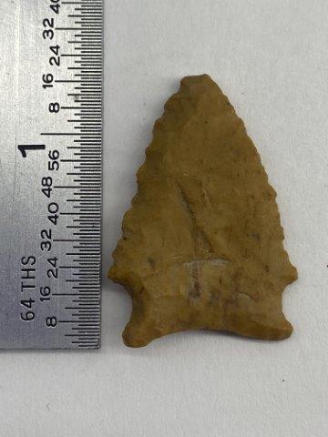SAN PATRICE INDIAN ARTIFACT ARROWHEAD: THIS ARROWHEAD IS 1 & 3/8 INCHES LONG. IT IS FROM TEXAS. EX- BARBARA HEROD COLLECTION. ALL ITEMS HAVE BEEN VIEWED BY SAM JOHNSON, ALL ITEMS ARE AUTHENTIC & HE WILL PAPER EACH PIECE FOR $25 EXTRA. YOU 