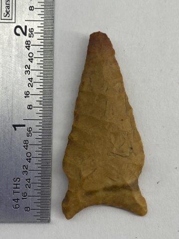 SAN PATRICE INDIAN ARTIFACT ARROWHEAD: THIS ARROWHEAD IS 1 & 7/8 INCHES LONG. IT IS FROM TEXAS. EX- BARBARA HEROD COLLECTION. ALL ITEMS HAVE BEEN VIEWED BY SAM JOHNSON, ALL ITEMS ARE AUTHENTIC & HE WILL PAPER EACH PIECE FOR $25 EXTRA. YOU 