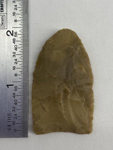 CLOVIS INDIAN ARTIFACT ARROWHEAD: THIS ARROWHEAD IS 2 INCHES LONG. IT IS FROM TEXAS. EX- BARBARA HEROD COLLECTION. ALL ITEMS HAVE BEEN VIEWED BY SAM JOHNSON, ALL ITEMS ARE AUTHENTIC & HE WILL PAPER EACH PIECE FOR $25 EXTRA. YOU WILL H