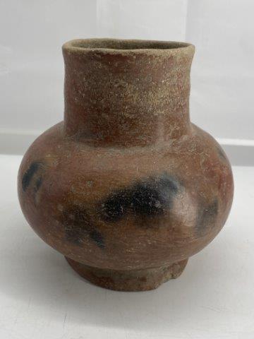 Very Fine Mississippian Old Town Red Bottle With Pedestal Base (1 of 4)