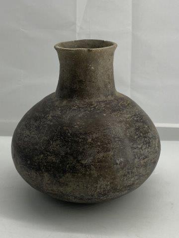 Large Mississippian Bottle With Dimpled Base (1 of 4)