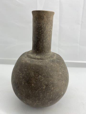 Fine Mississippian Bottle (1 of 4)