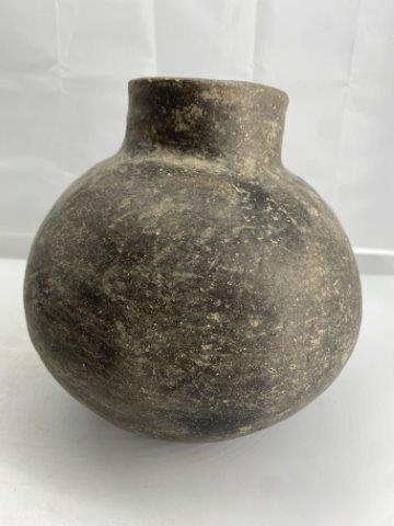 Mississippian Short Neck Bottle (1 of 4)