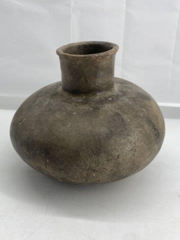 Mississippian Bottle (1 of 4)