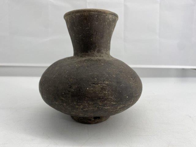 Small Mississippian Bottle (1 of 4)