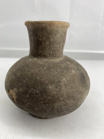 Nice Mississippian Bottle With Notched Disk Base (1 of 4)