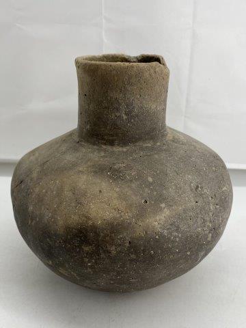 Mississippian Bottle (1 of 4)