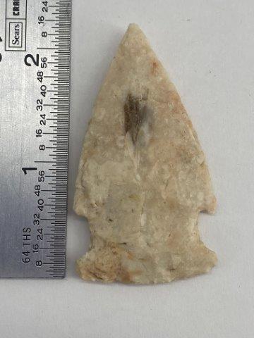 SIDE NOTCH  INDIAN ARTIFACT ARROWHEAD (1 of 3)
