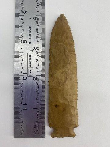 BENTON  INDIAN ARTIFACT ARROWHEAD (1 of 3)