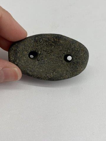 GORGET  INDIAN ARTIFACT ARROWHEAD (1 of 5)