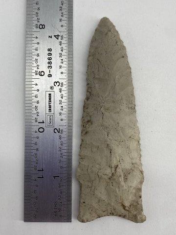 HOLLAND  INDIAN ARTIFACT ARROWHEAD (1 of 3)