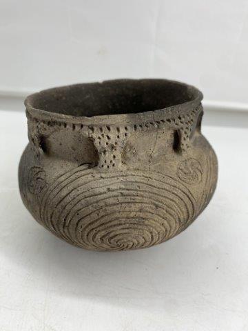 Rhodes Incised: This fine Rhodes Incised is from the Dub Lyerly collection and appears solid with some rim chips and is very thin. It is 4&1/2 inches tall by 5&1/2 inches wide. All items have been examined by Sam Joh