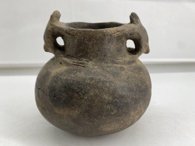Mississippian Jar with Appliqued Effigy Handles (1 of 4)