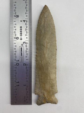 GRAHAM CAVE   INDIAN ARTIFACT ARROWHEAD (1 of 3)