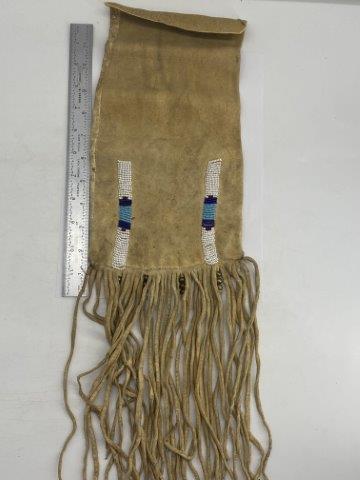 BEADED LEATHER BAG   INDIAN ARTIFACT ARROWHEAD (1 of 4)