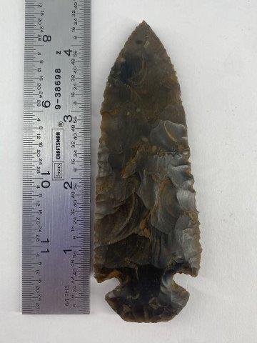 Dovetail Indian Artifact Arrowhead: This is 4&1/2 inches long. Each & every piece in this auction comes from the late Richard Lienau collection from Lebanon, Illinois. KEY WORDS: NATIVE AMERICAN INDIAN ARTIFACT ARTIFACTS ARROWHEAD ARROW