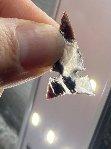 Obsidian Arrow Point            Indian Artifact Arrowhead (1 of 4)