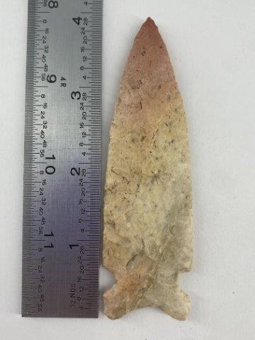 Graham Cave Indian Artifact Arrowhead: This is 4 inches long. Each & every piece in this auction comes from the late Richard Lienau collection from Lebanon, Illinois. KEY WORDS: NATIVE AMERICAN INDIAN ARTIFACT ARTIFACTS ARROWHEAD ARROWHEAD
