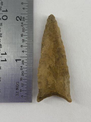 Dalton Indian Artifact Arrowhead: This is 2 inches long. Each & every piece in this auction comes from the late Richard Lienau collection from Lebanon, Illinois. KEY WORDS: NATIVE AMERICAN INDIAN ARTIFACT ARTIFACTS ARROWHEAD ARROWHEAD