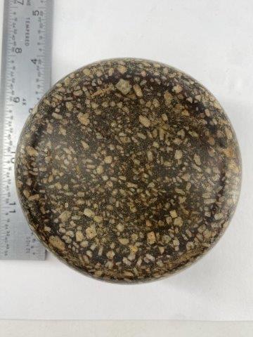 Discoidal Indian Artifact Arrowhead: This is 3&1/2 inches long. Each & every piece in this auction comes from the late Richard Lienau collection from Lebanon, Illinois. KEY WORDS: NATIVE AMERICAN INDIAN ARTIFACT ARTIFACTS ARROWHEAD ARROW