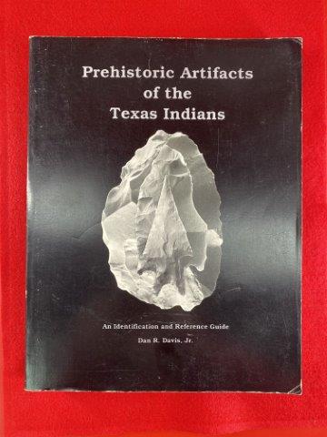 Indian Artifacts Book      Indian Artifact Arrowhead (1 of 1)