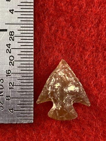 Arrow Point      Indian Artifact Arrowhead (1 of 3)