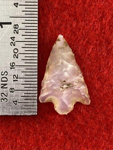 Arrow Point      Indian Artifact Arrowhead (1 of 3)