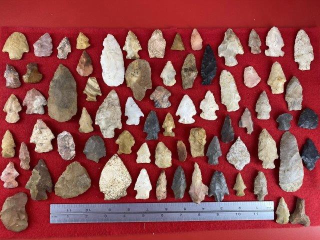 Large Group of Very Nice Arrowheads & tools from Richard Lienau Collection (1 of 1)