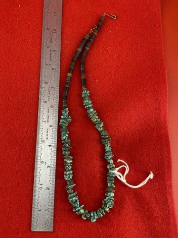Turquoise Necklace     Indian Artifact Arrowhead (1 of 1)